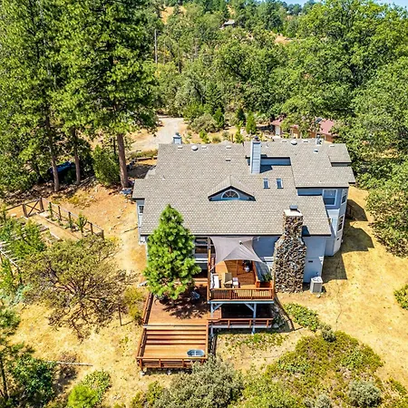 Villa 11 Acre Mountain Spirit Retreat